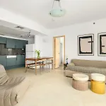 Superb Beachfront Apartments With Shelter By Sea N\' Rent