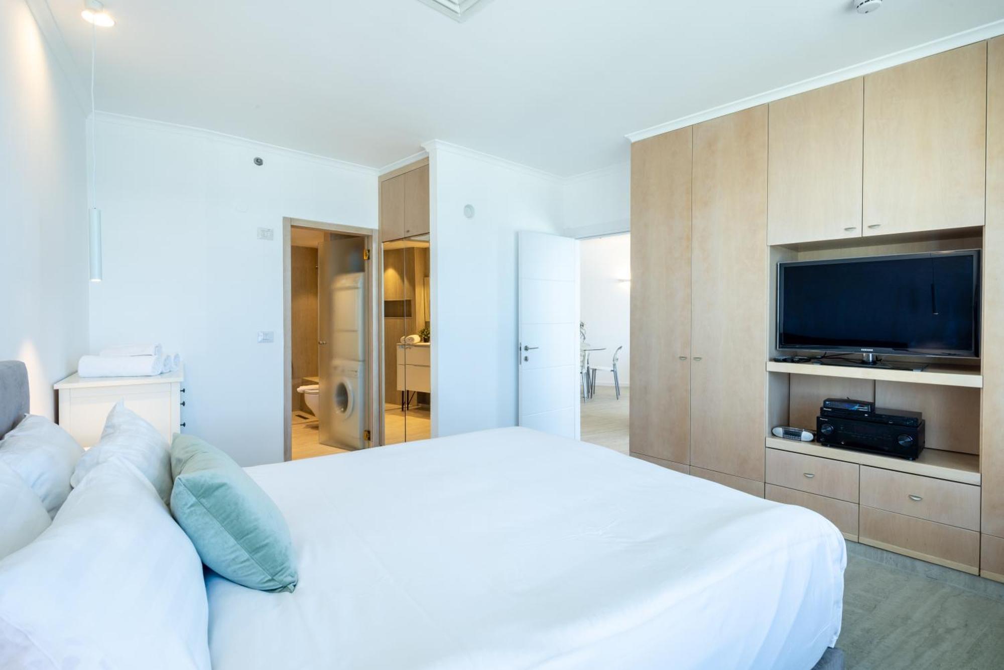 Apartment Superb Beachfront With Shelter By Sea N' Rent Tel Aviv