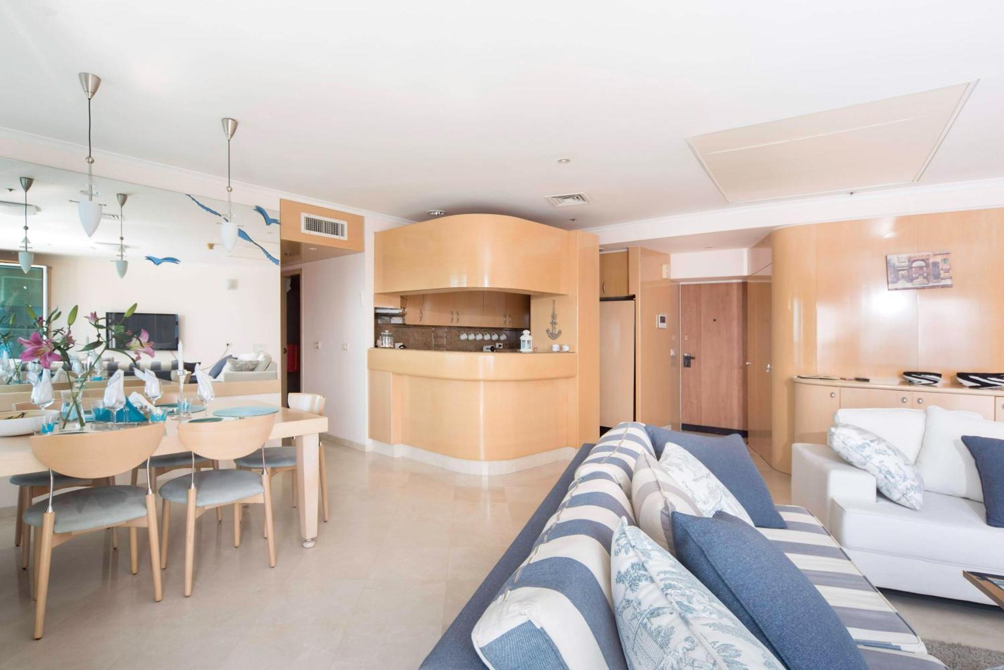Apartment Superb Beachfront With Shelter By Sea N' Rent Tel Aviv